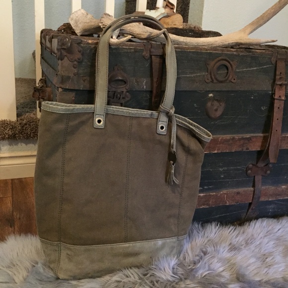 Eddie Bauer Handbags - FINAL Eddie Bauer Canvas Leather Handbag Tote